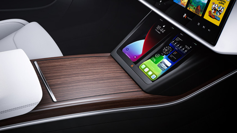 ディスプレイの下にはワイヤレス充電およびUSB-C急速充電を完備