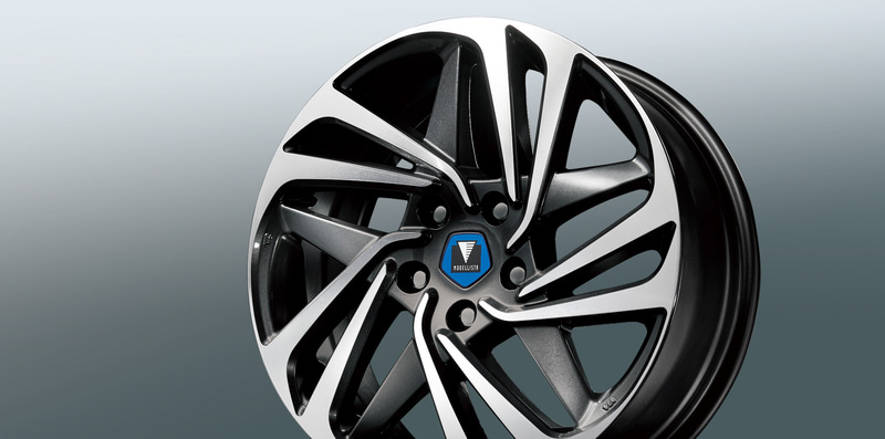 17インチ アルミホイールセット：12万6500円