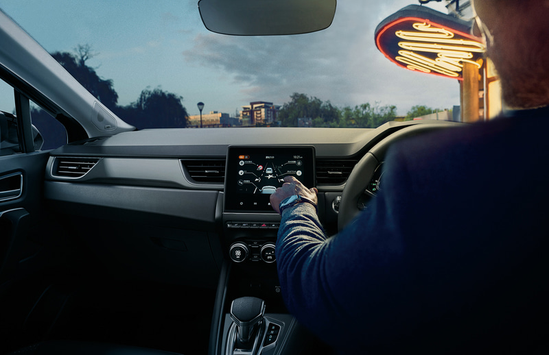 7インチ デジタルインストゥルメントパネル