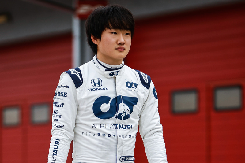 2020年のJMSアワードを受賞した角田裕毅選手