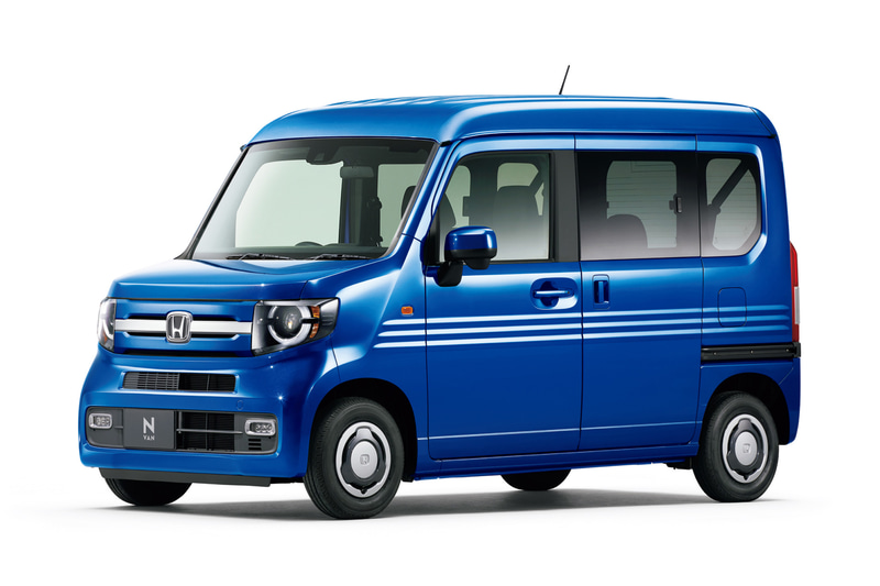 ブリリアントスポーティブルー・メタリック