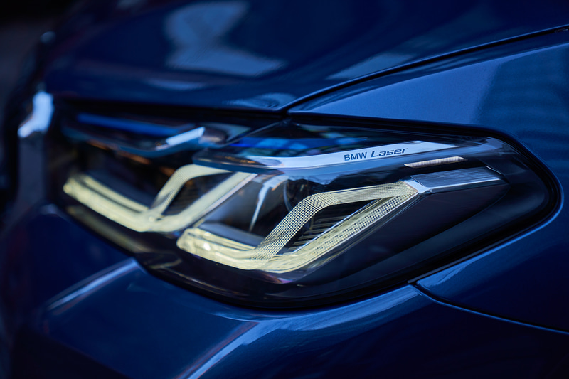 エクステリアデザインのベース仕様には5シリーズベースとして初めてとなるM Sportを選択