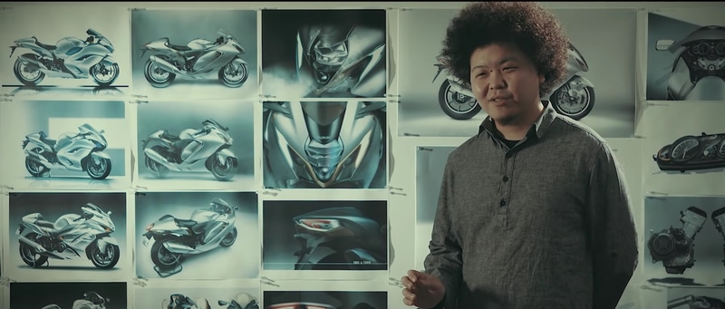 多くのスケッチの中から最終デザインが決まった