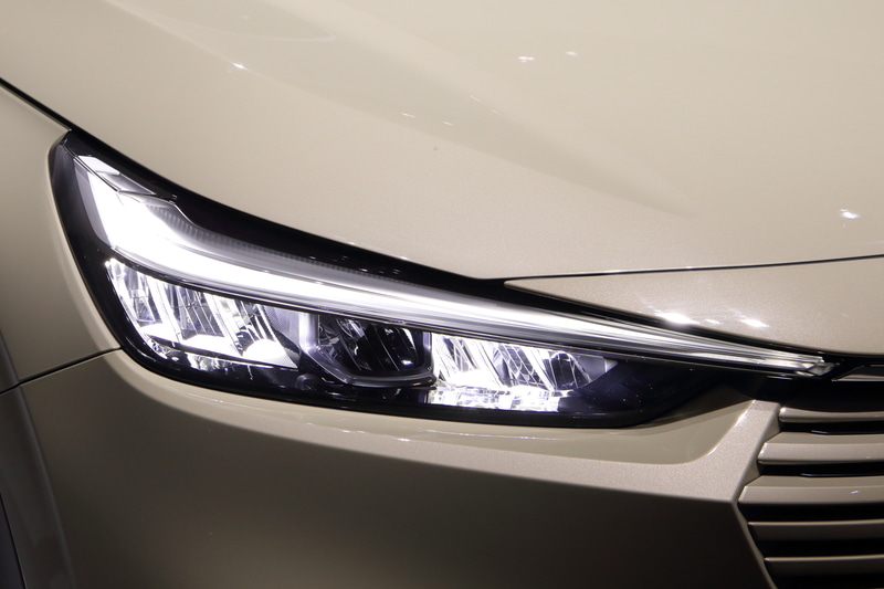 ロービーム点灯