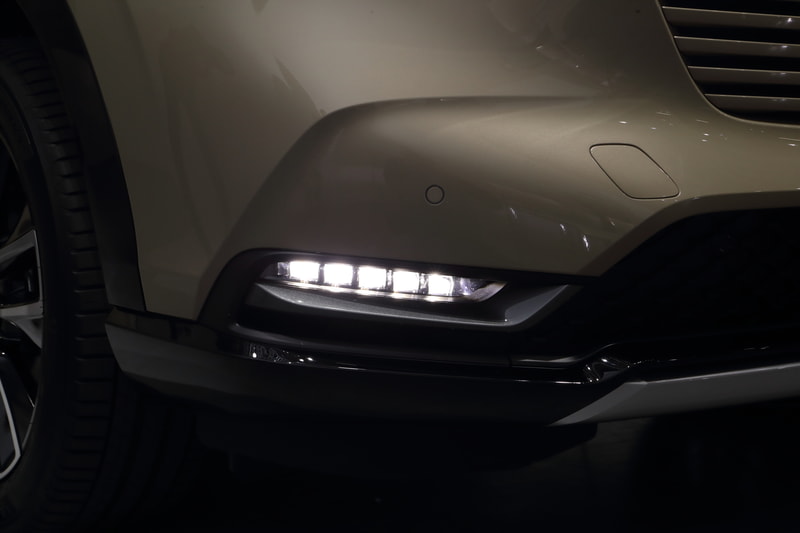 LEDフォグランプは全グレードに標準装備