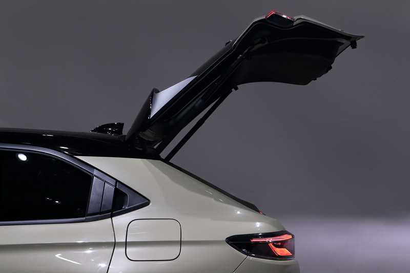 テールゲートオープン状態