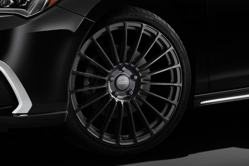 20インチ鍛造アルミホイール「MFL」　カラーはフラットブラック