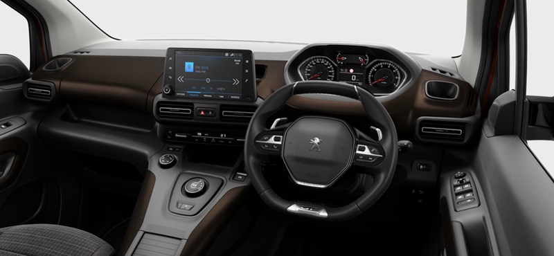 GTの内装（ブラウン2トーン）