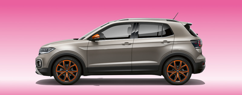 ボディカラー：ライムストーングレーメタリック（Z1）