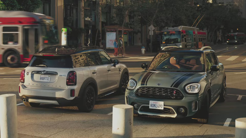 新型MINI クロスオーバー