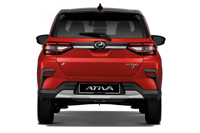 駆動方式は2WD（FF）で、1.0リッターターボの「1KR-VET」エンジンに、CVT（D-CVT）が組み合わされる。乗員定員は5名。ボディサイズは4065×1710×1635mm（全長×全幅×全高）