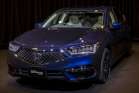ホンダの新型「レジェンド」に搭載された“手放し”機能を紹介 - Car Watch