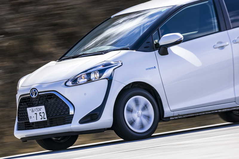 しっかりしたグリップ力が感じられることに加え、静粛性にも優れるRVF02はミニバンオーナー一見の価値あり