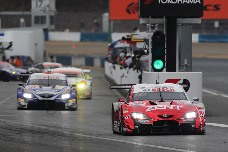 38号車 ZENT CERUMO GR Supra（立川祐路/石浦宏明、BS）