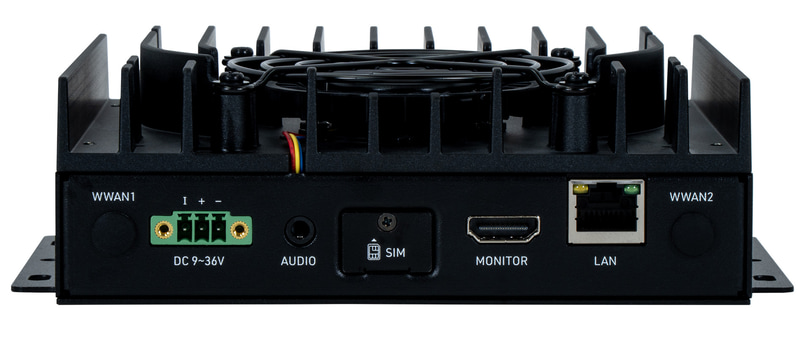 SIMも装備可能でクラウドと通信しつつ移動できる