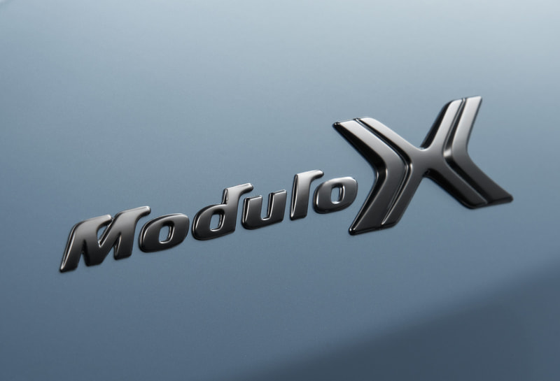 Modulo Xエンブレム