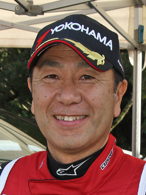 ドライバー兼チーム代表の奴田原文雄氏
