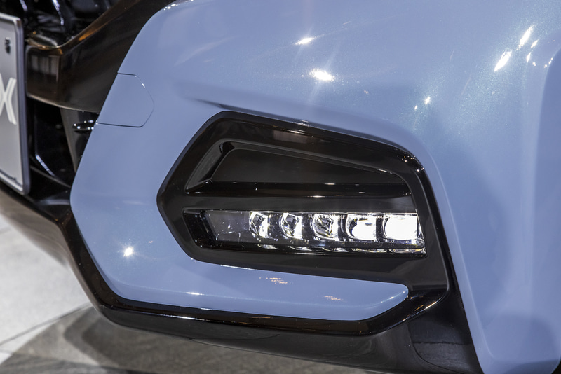 LEDフォグランプがビルトインされる