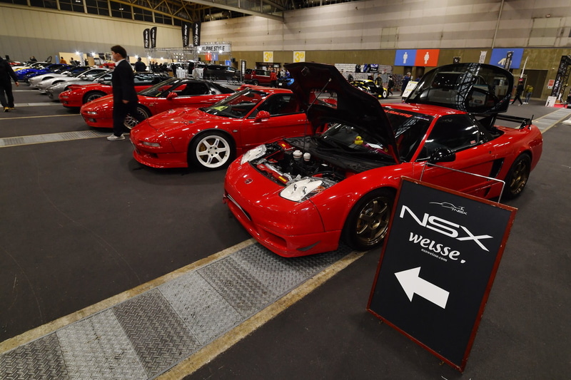 NSXやスカイラインのオーナーズクラブも出展。今回は屋外ではなく、屋内展示となってより見やすい環境となった