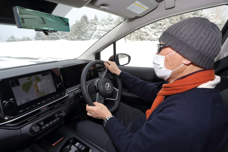 ワンペダルはアクセルOFFの減速Gが大きく、圧雪路も楽しく運転できた