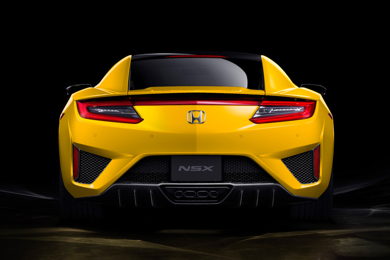 2020年モデルのNSX（インディイエロー・パールII）