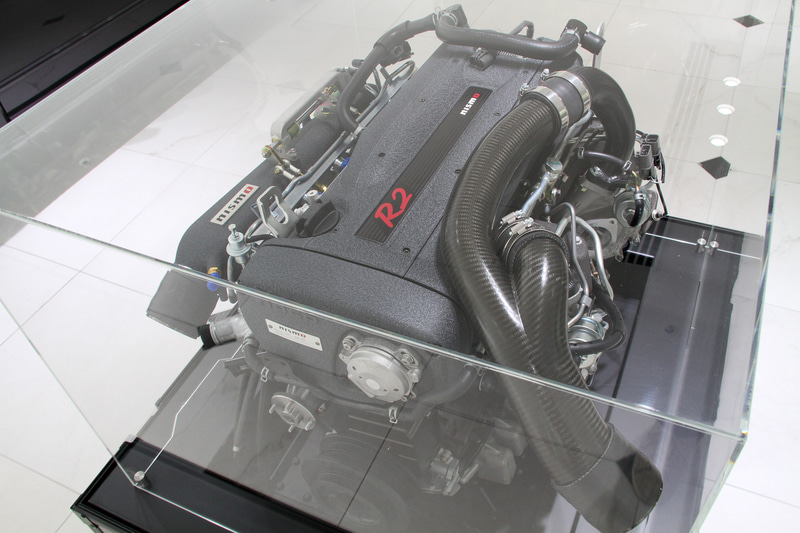 「R2エンジン」＆専用ECUも付属