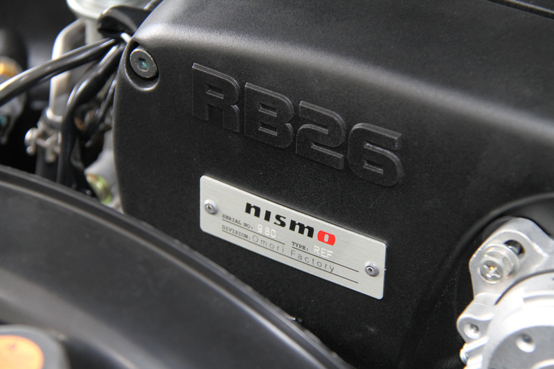 エンジンにもシリアルナンバーが振られる