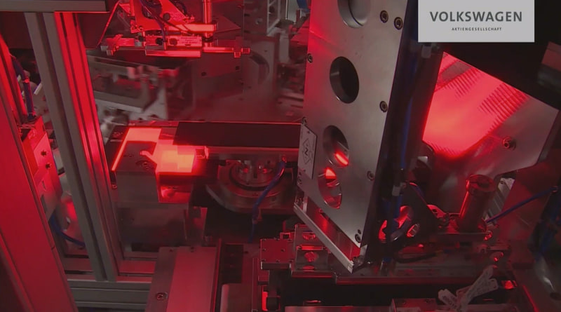 ザルツギッターの工場でのバッテリー製造の様子