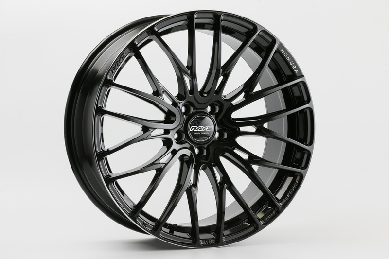 こちらはブラック/リムエッジDMCカラー