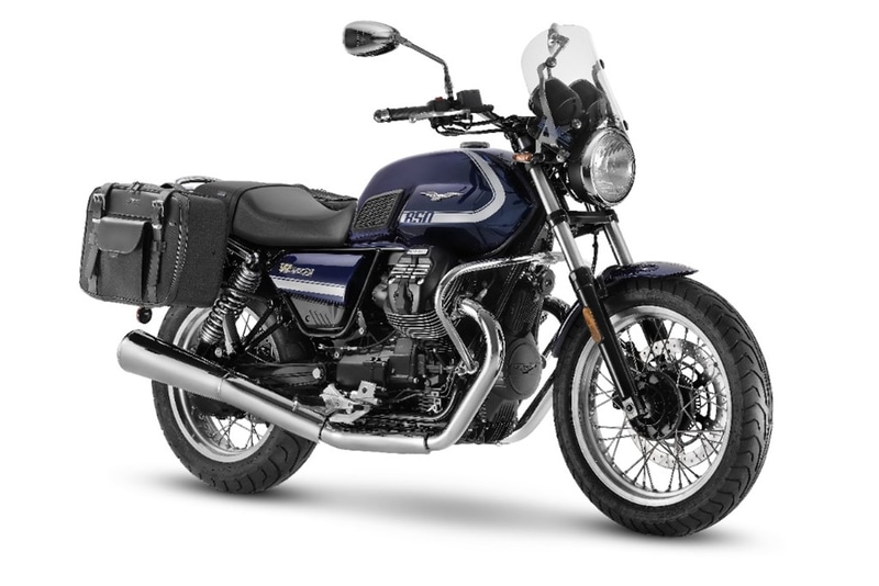 新型V7を個性的に仕上げるためのアクセサリーも多数ラインアップされている