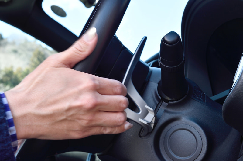 パドルシフトで回生ブレーキの量を変更する。まさにシフト操作でエンジンブレーキ量を調整するような感覚となる