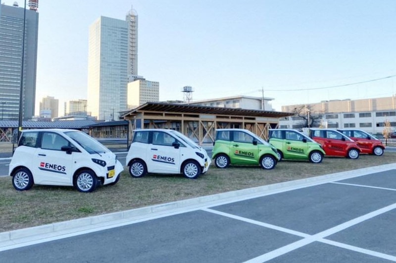 カラフルな「FOMM ONE」を用意