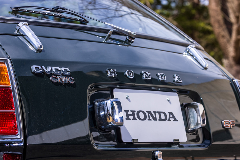 4ドアセダンが主流の時代に、世界各地の人々のためのベーシックカーとしてFF/2ボックスという新しい市場を開拓。ボディタイプはハッチバック（2ドア、3ドア、4ドア、5ドア）とバン（商用車）がラインアップされた