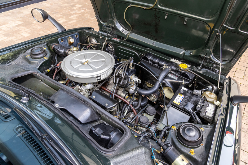 直列4気筒1.5リッターのCVCCエンジンは最高出力63PS/5500rpm、最大トルク10.2kgm/3000rpmを発生。なお、デビュー当時に搭載していた直列4気筒1.2リッターは最高出力69PS/5500rpm、最大トルク10.2kgm/4000rpmというスペックだった