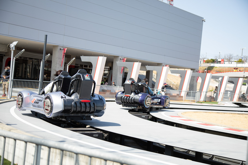 鈴鹿サーキット国際レーシングコースと同じ形状のコースを楽しめます