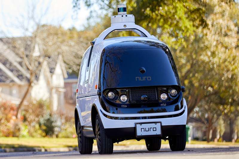 Nuro 無人自動配送車