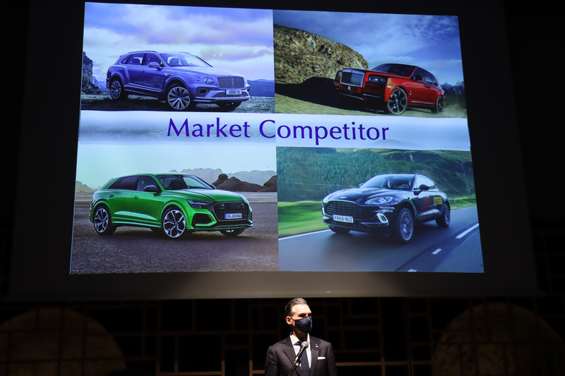 競合モデルは「ロールス・ロイス カリナン」「ベントレー ベンテイガ」「アストンマーティン DBX」「アウディ Q8 RS」「メルセデスAMG GLS 63」を想定