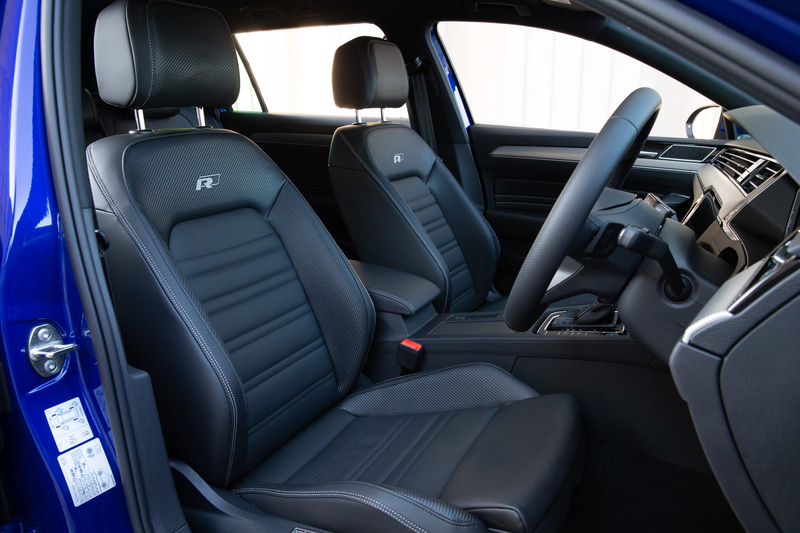 新型パサート ヴァリアント