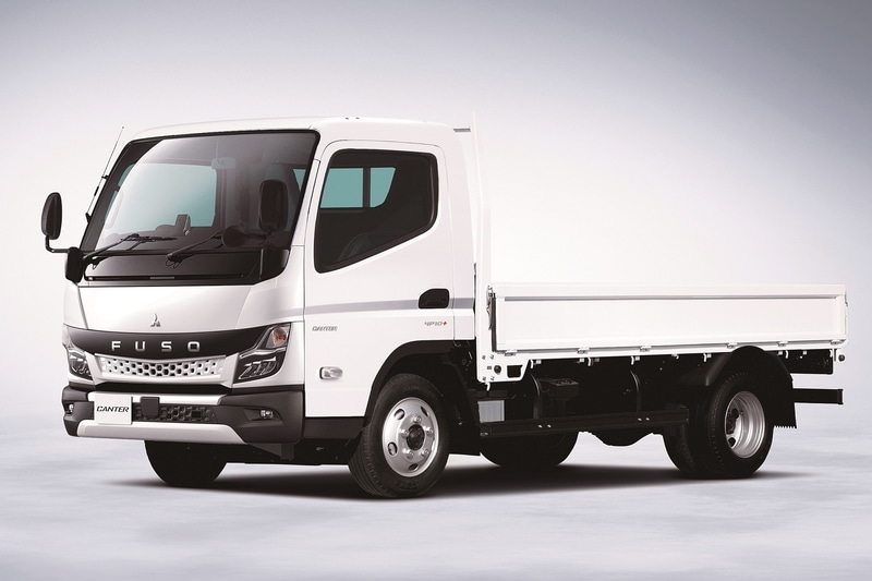 「キャンター」改良モデル（撮影用特別仕様車）