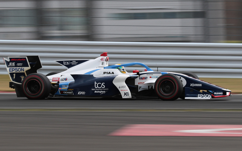 6位まで追い上げた山本尚貴選手（1号車 TCS NAKAJIMA RACING SF19/ホンダ）