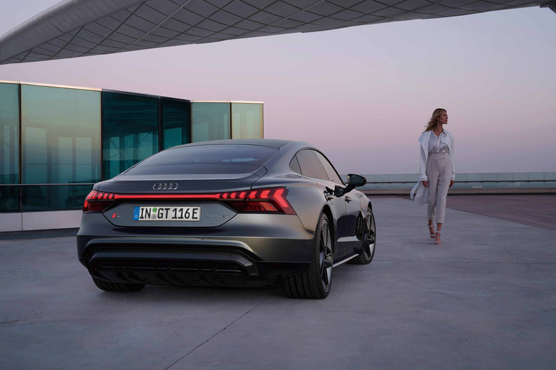 RS e-tron GTのボディサイズは4990×1965×1395mm（全長×全幅×全高）