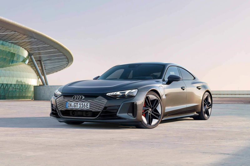 RS e-tron GTのボディサイズは4990×1965×1395mm（全長×全幅×全高）