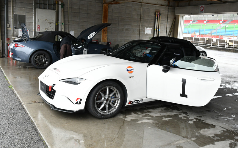 マツダ「ロードスター・パーティレース」のテストを岡山国際サーキットで開催