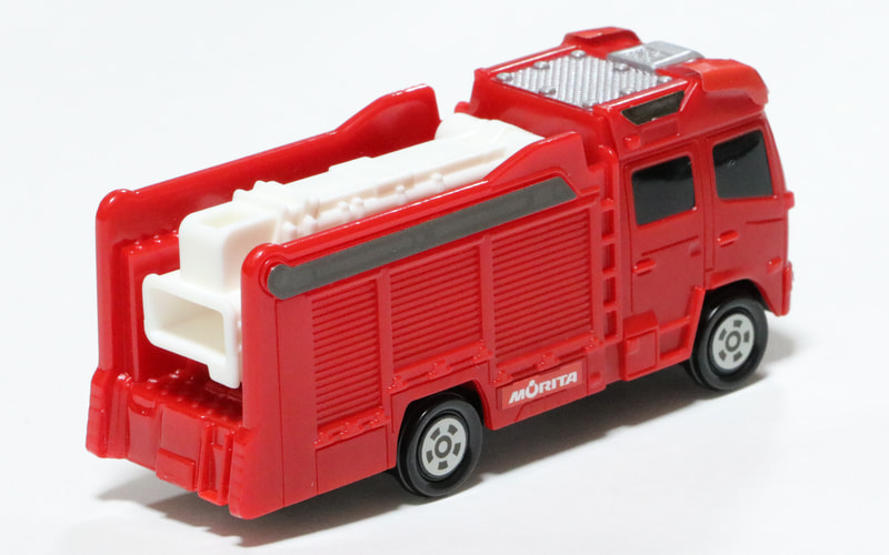 消防署＆モリタ 13mブーム付き多目的消防ポンプ自動車 MVF。ブームは伸ばしたり回転させられる