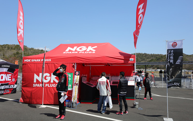 NGK：製品展示を実施