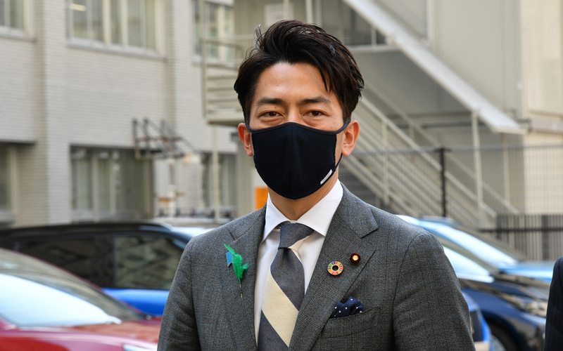 環境対応車の販売を後押ししていくという小泉進次郎環境大臣