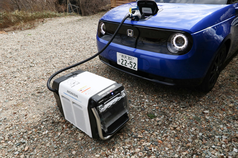 ホンダのV2L機器「Power Exporter 9000」をHonda eと接続