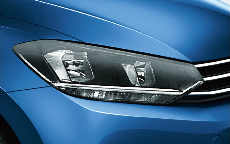 TSI Comfortlineに標準装備されるハロゲンヘッドライト