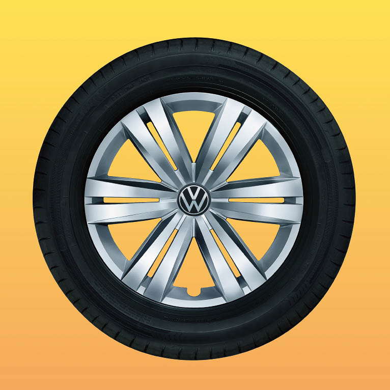 TSI Trendlineに装着される16インチスチールホイール（フルホイールキャップ付）