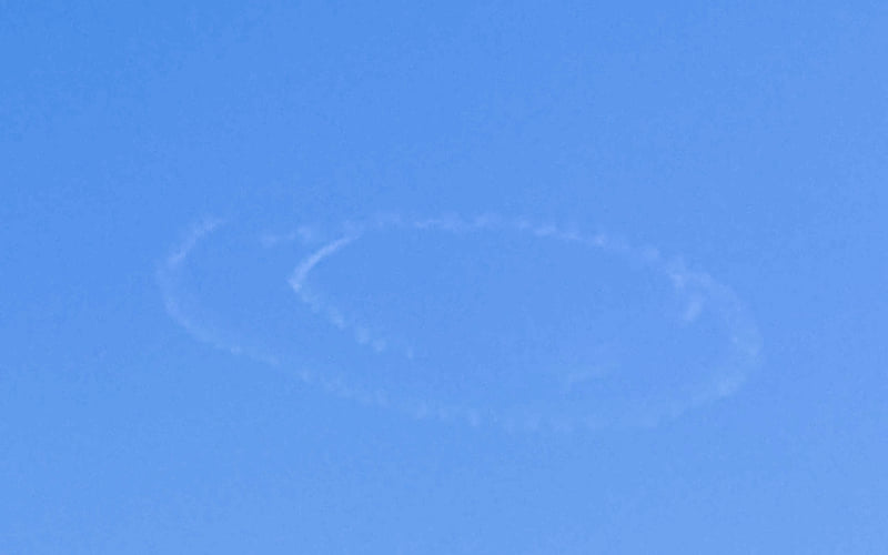 久しぶりに大空を見上げました。これ、つい先日のことのように思っていたのですが、もう2週間以上前のことなんですね……あぁ恐ろしや